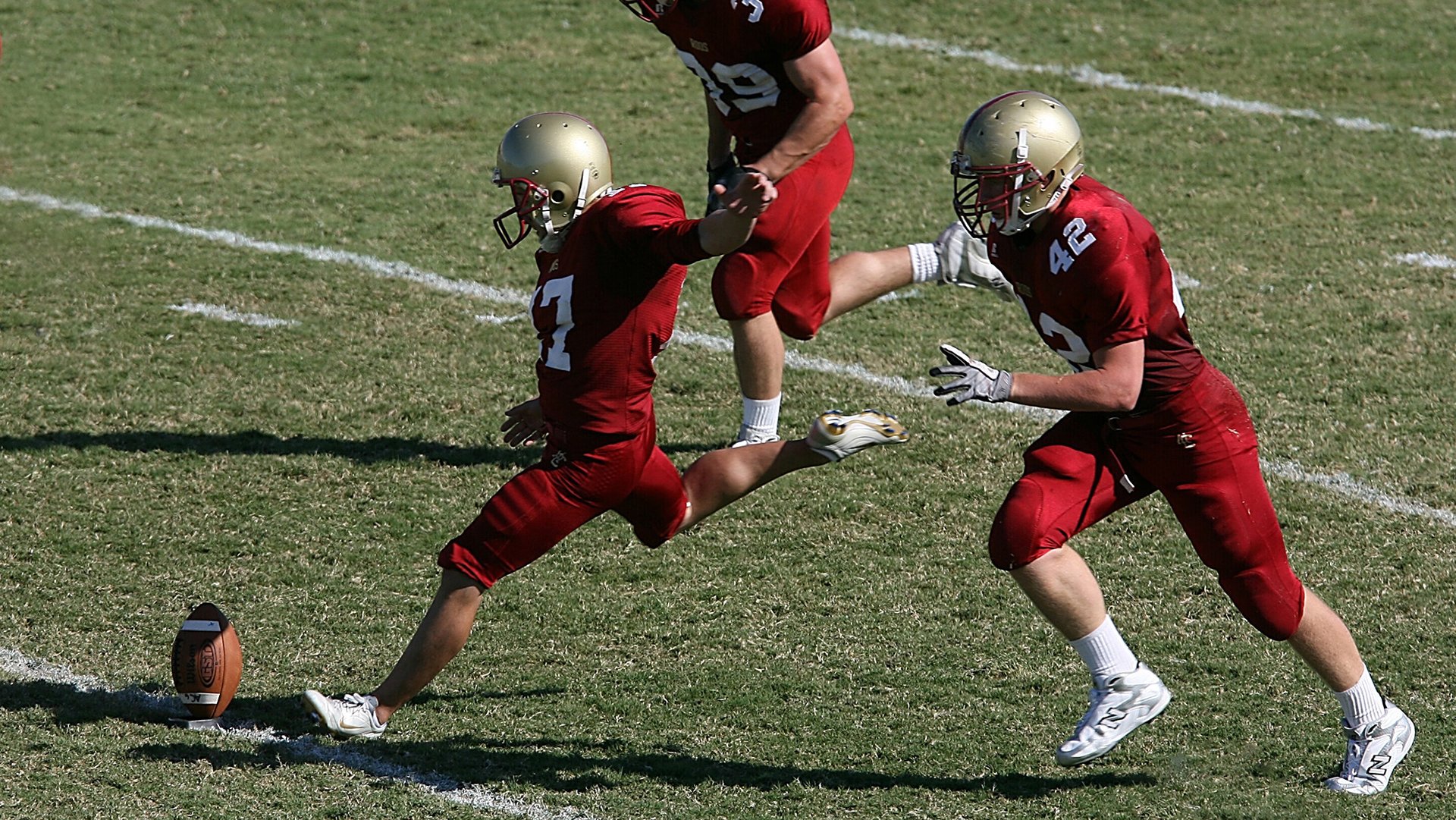 爱游戏综合娱乐-青训球员体能测试结果纳入晋升评估指标体系，青训球员标准